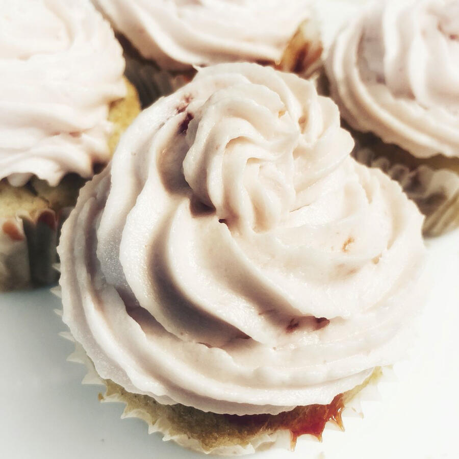 Strawberry Vanilla Cupcakes