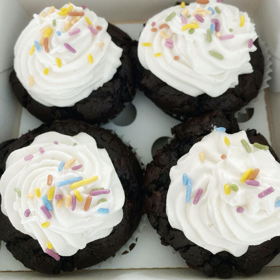 Classic Chocolate Cupcakes